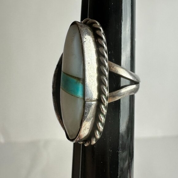 Sterling Silver Mother of Pearl Turquoise Ring Size 5.5 Signed BW - Picture 3 of 7